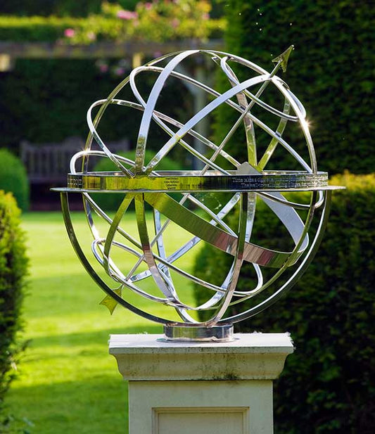 GARDEN SCULPTURE