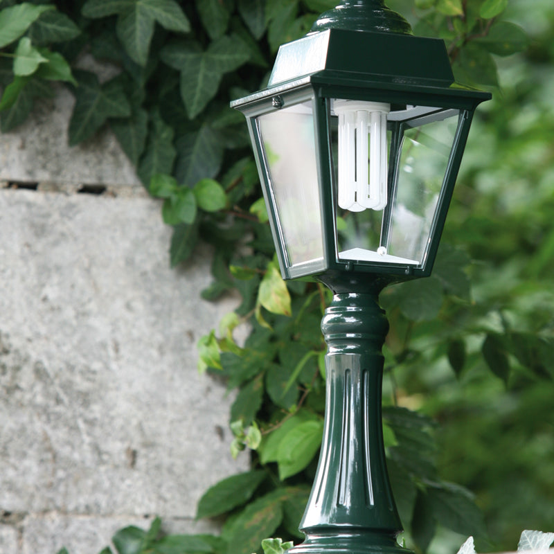 Chenonceau Model 7 Post Light