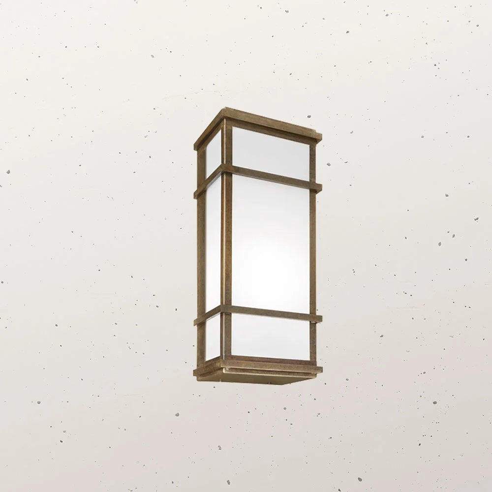 Quadro Large Wall Light