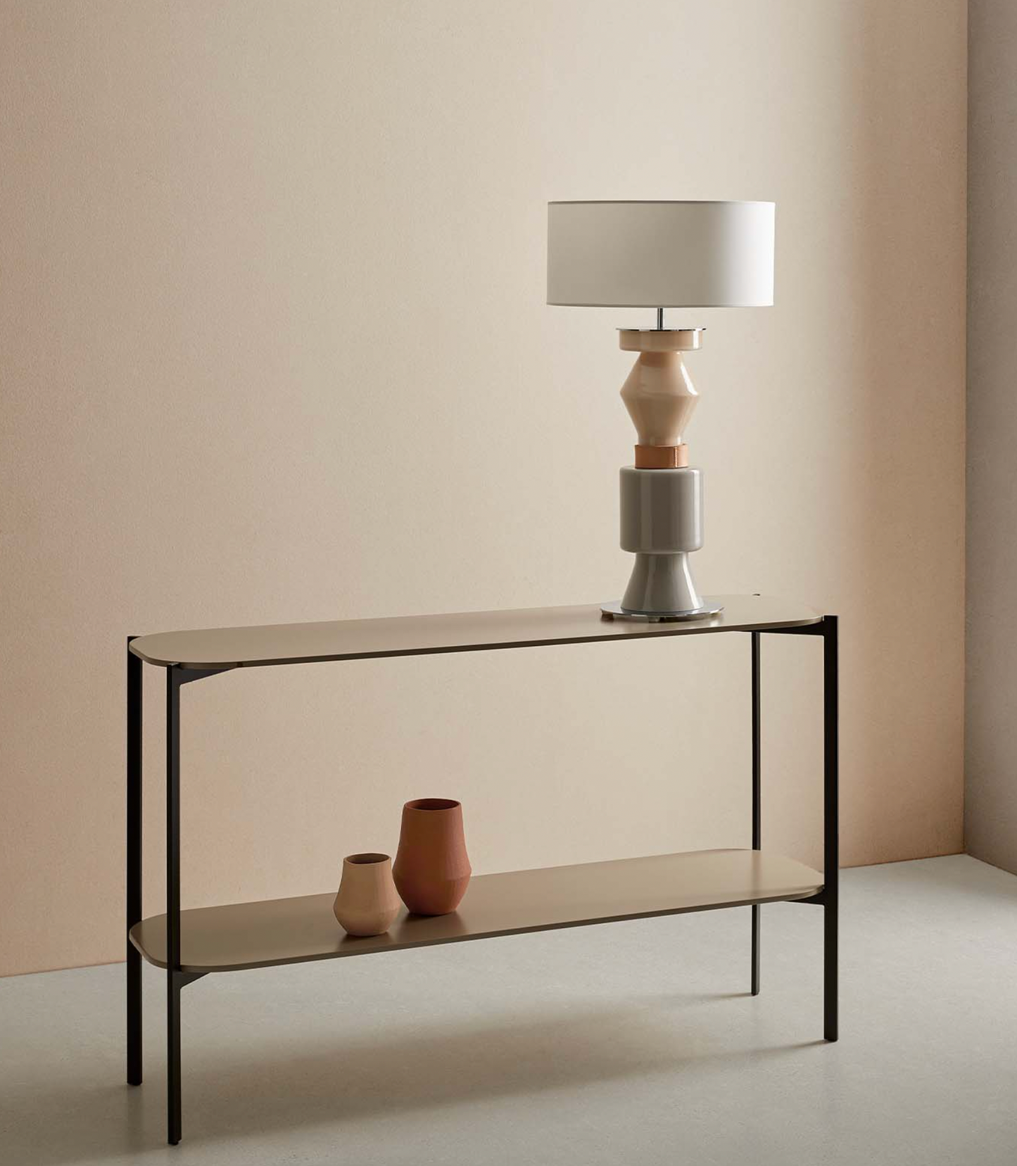 Kitta Ponn Table Lamp