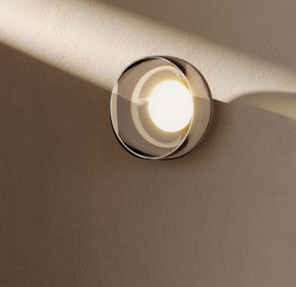 Ipon Wall Light