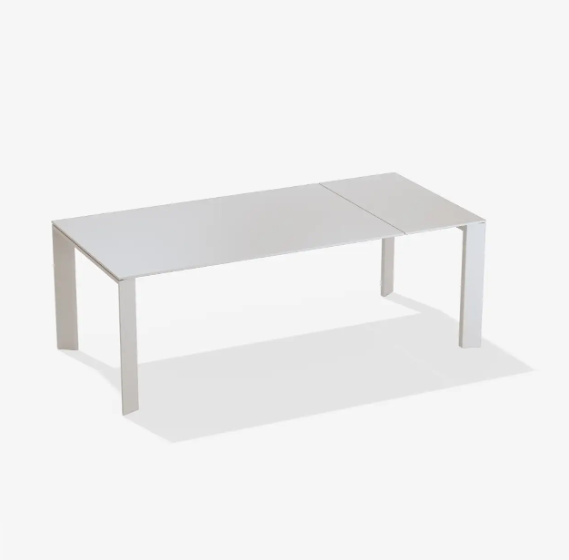 Grande Arche Tables