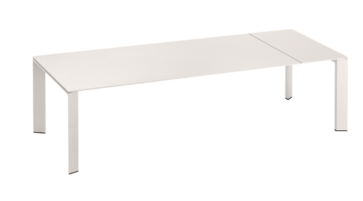Grande Arche Tables