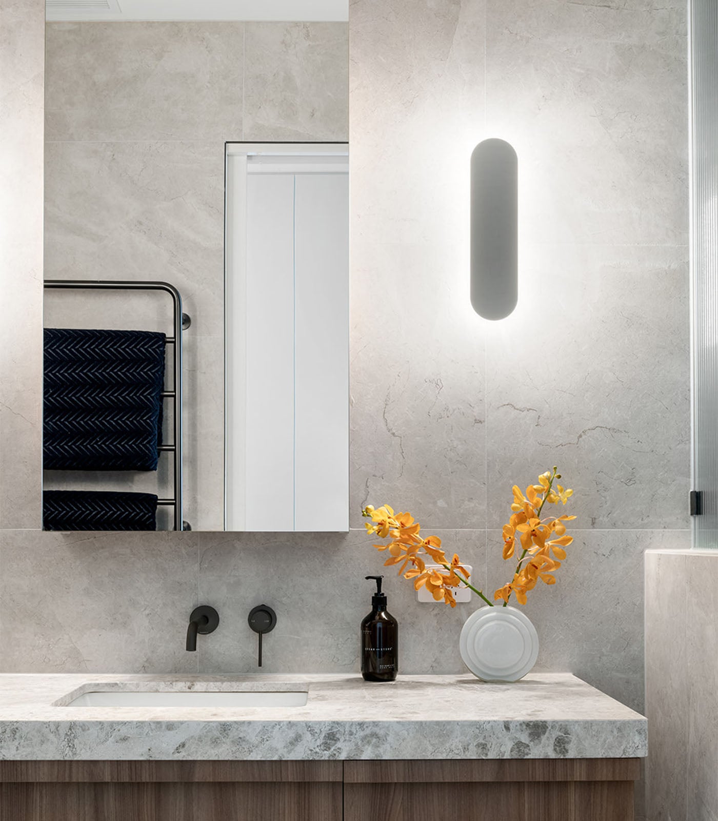 Shadow Wall Light