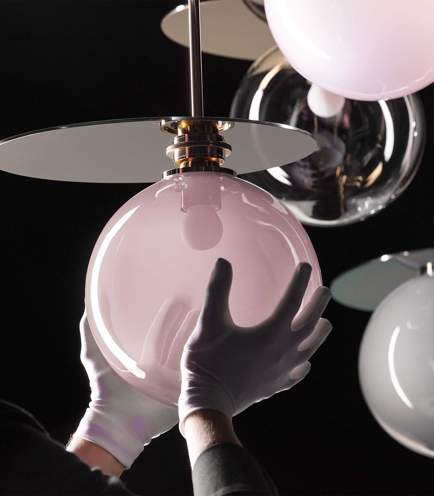Umbra Pendant Light