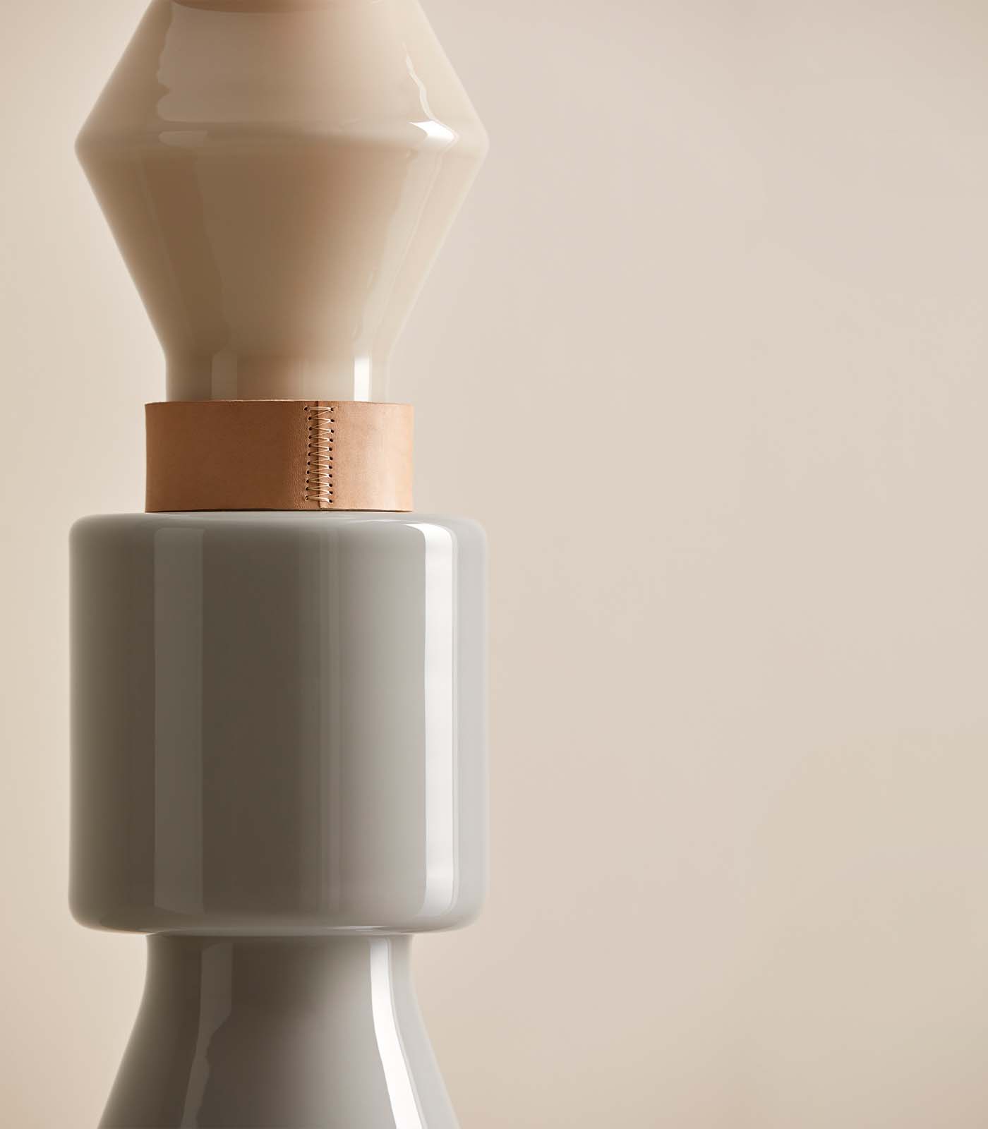 Kitta Ponn Table Lamp