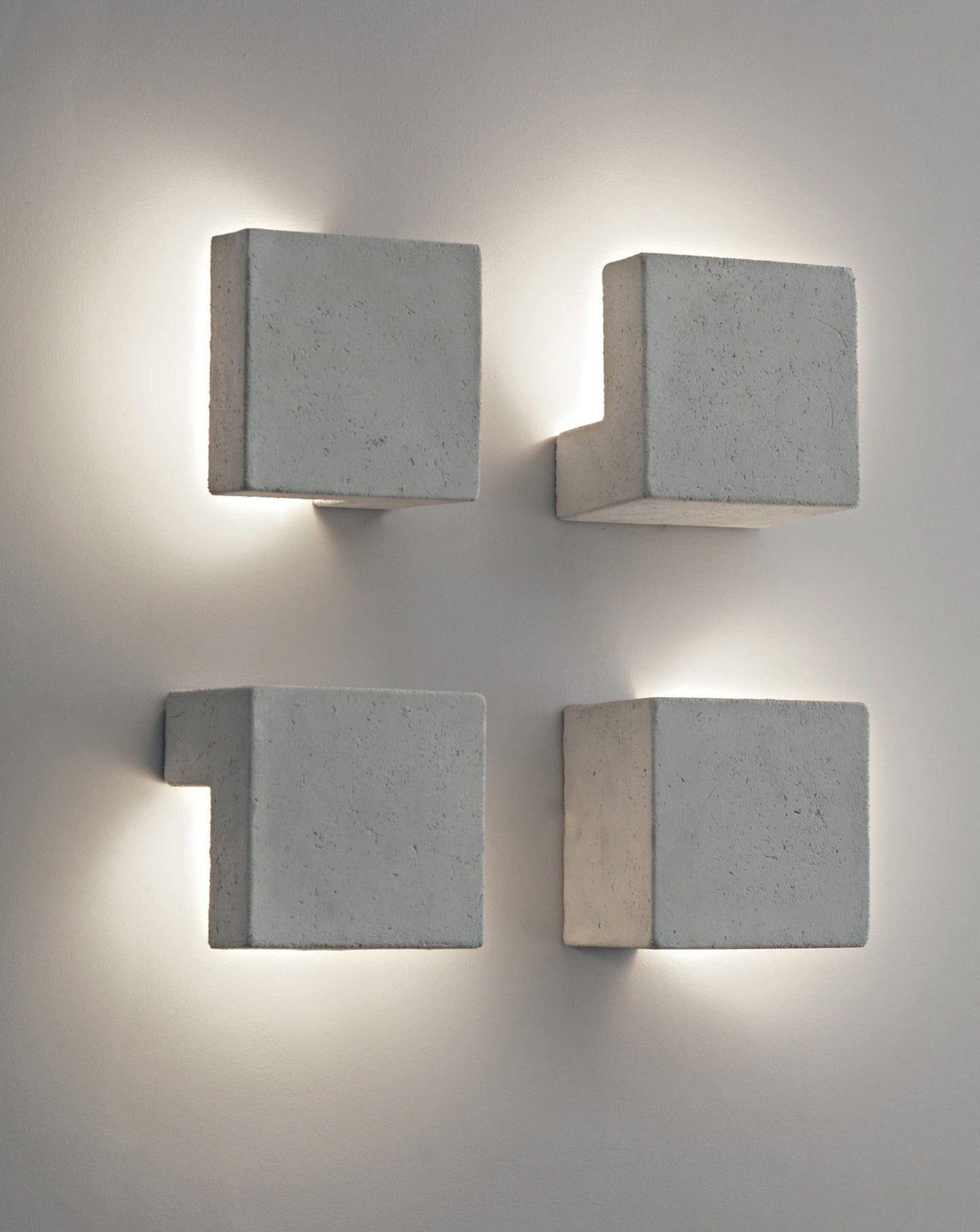 Edge P230 Wall Light by Toscot