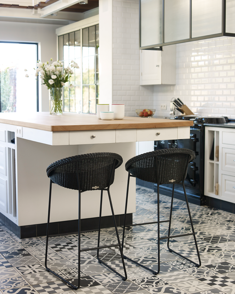 Joe Counter Metal Frame