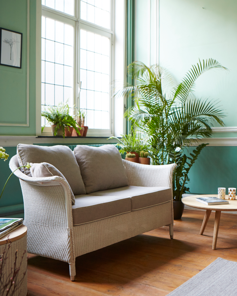 Victor Lounge Sofa - Two Sizes
