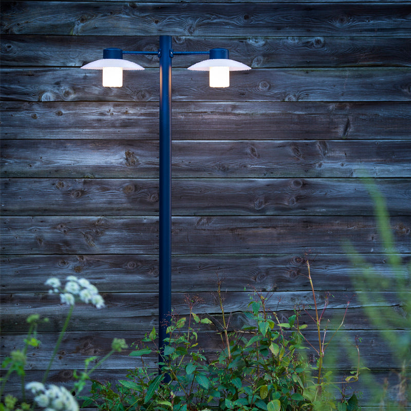 Aubanne Model 5 Lamp Post