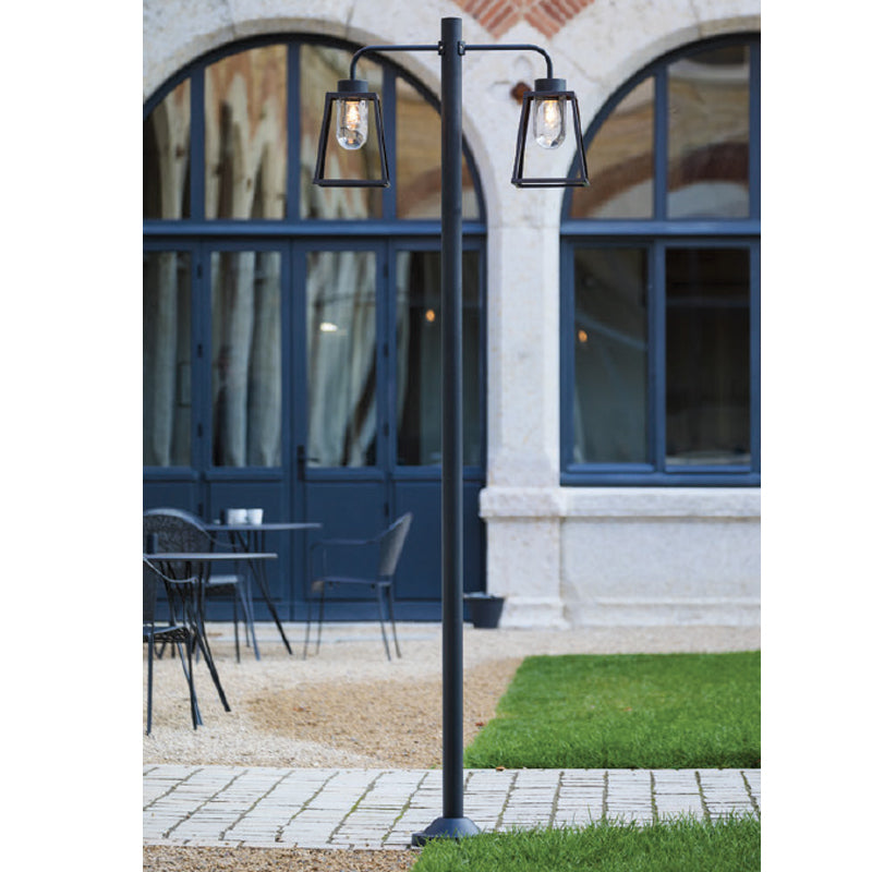 Lampiok 1 Model 8 Lamp Post