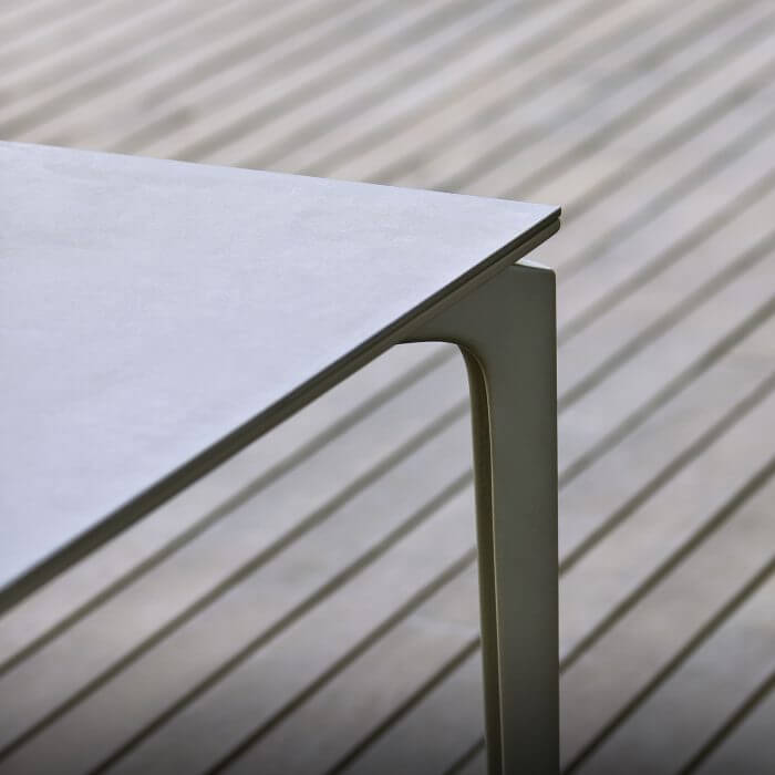 AllSize Dining Table