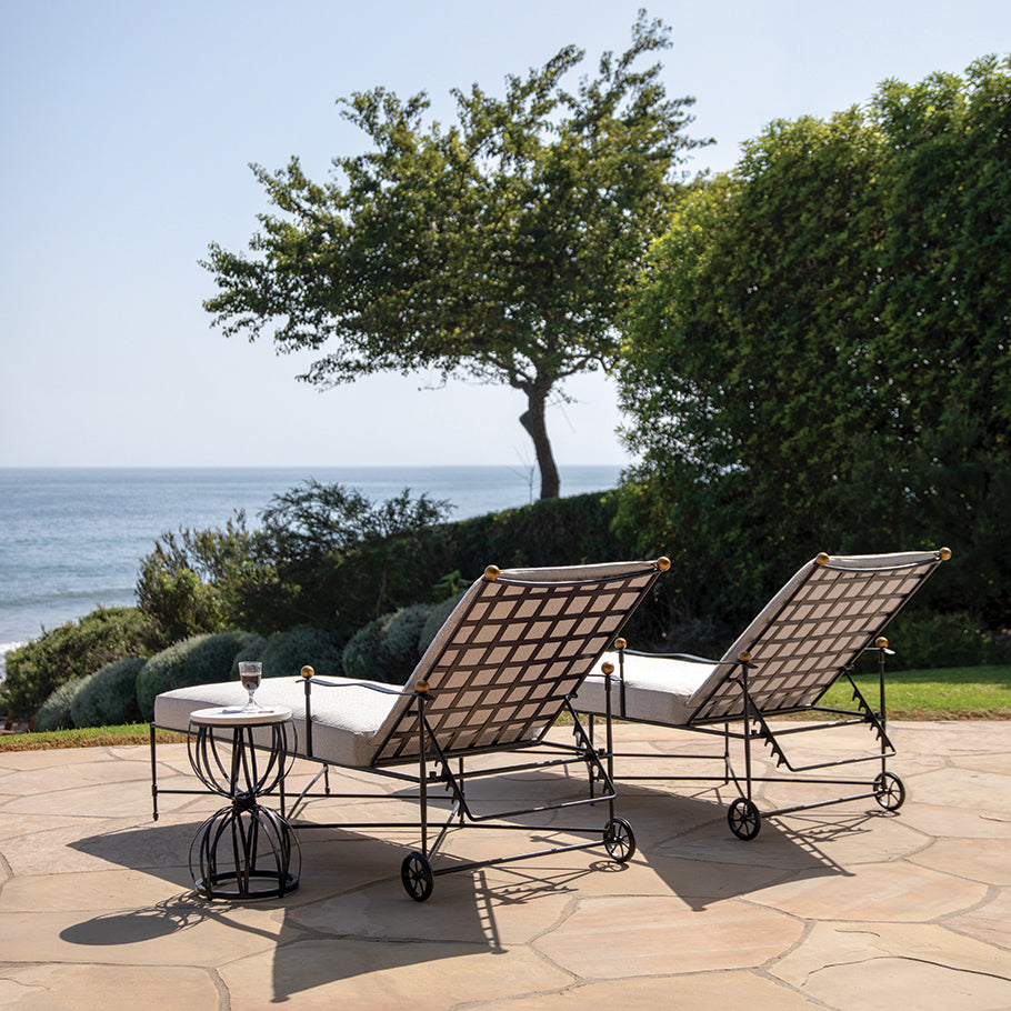 Amalfi Chaise Lounge with Arms