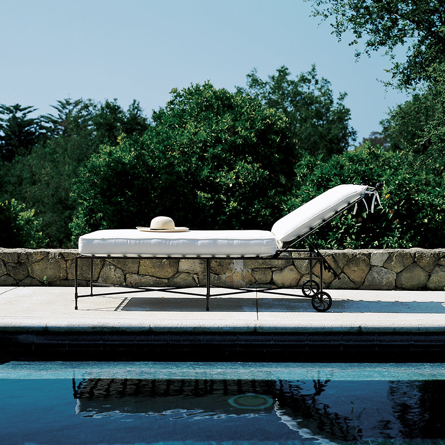 Amalfi Chaise Lounge
