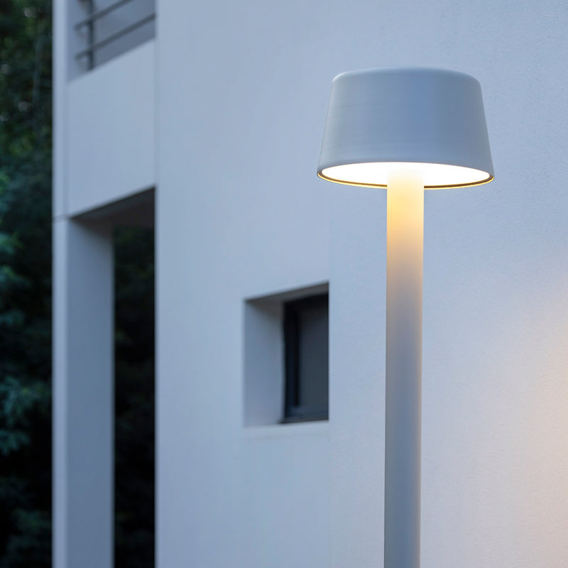 Bark Model 1 Bollard