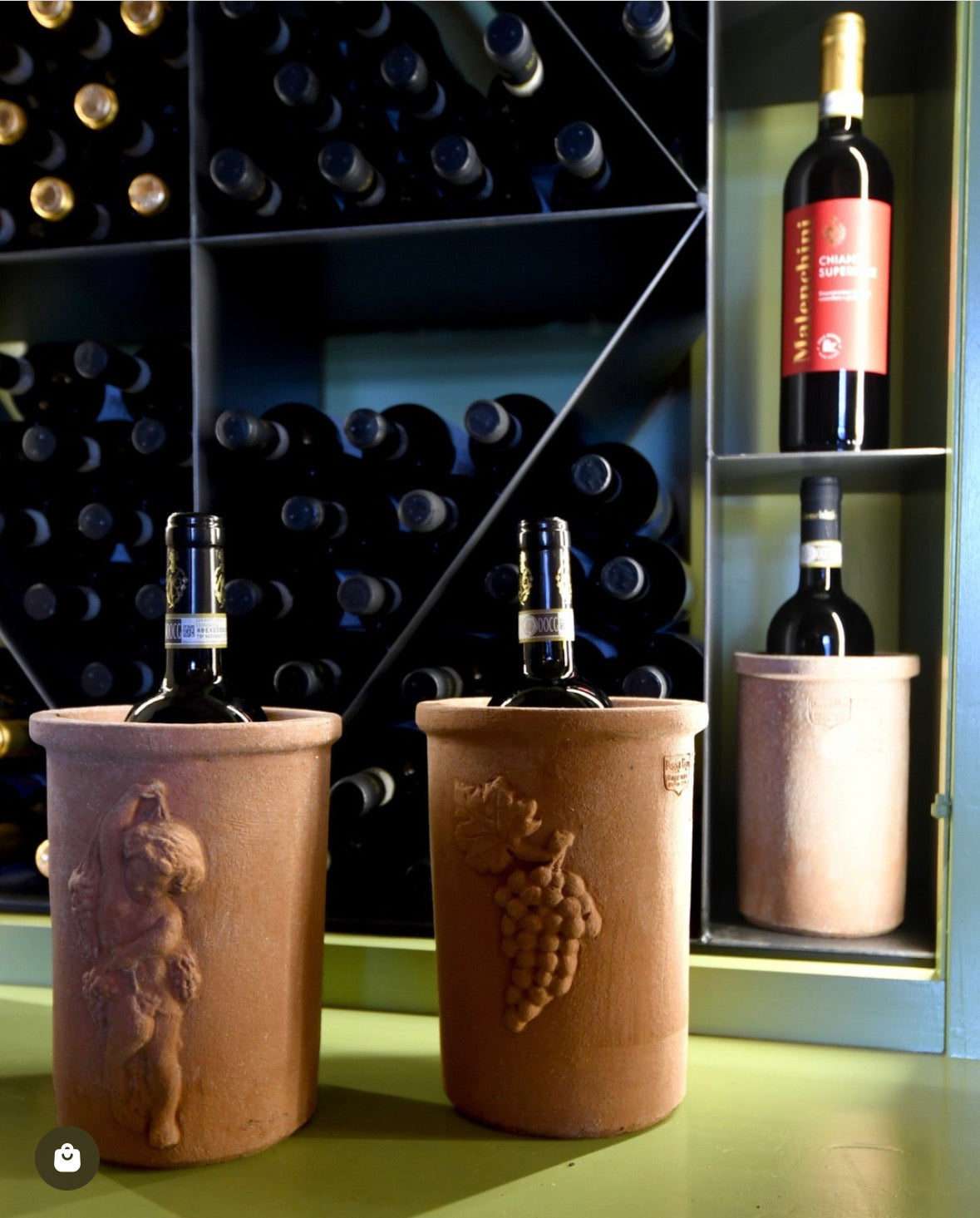 Portabottiglie Chianti Putto - Terracotta Wine Bucket with Cherub