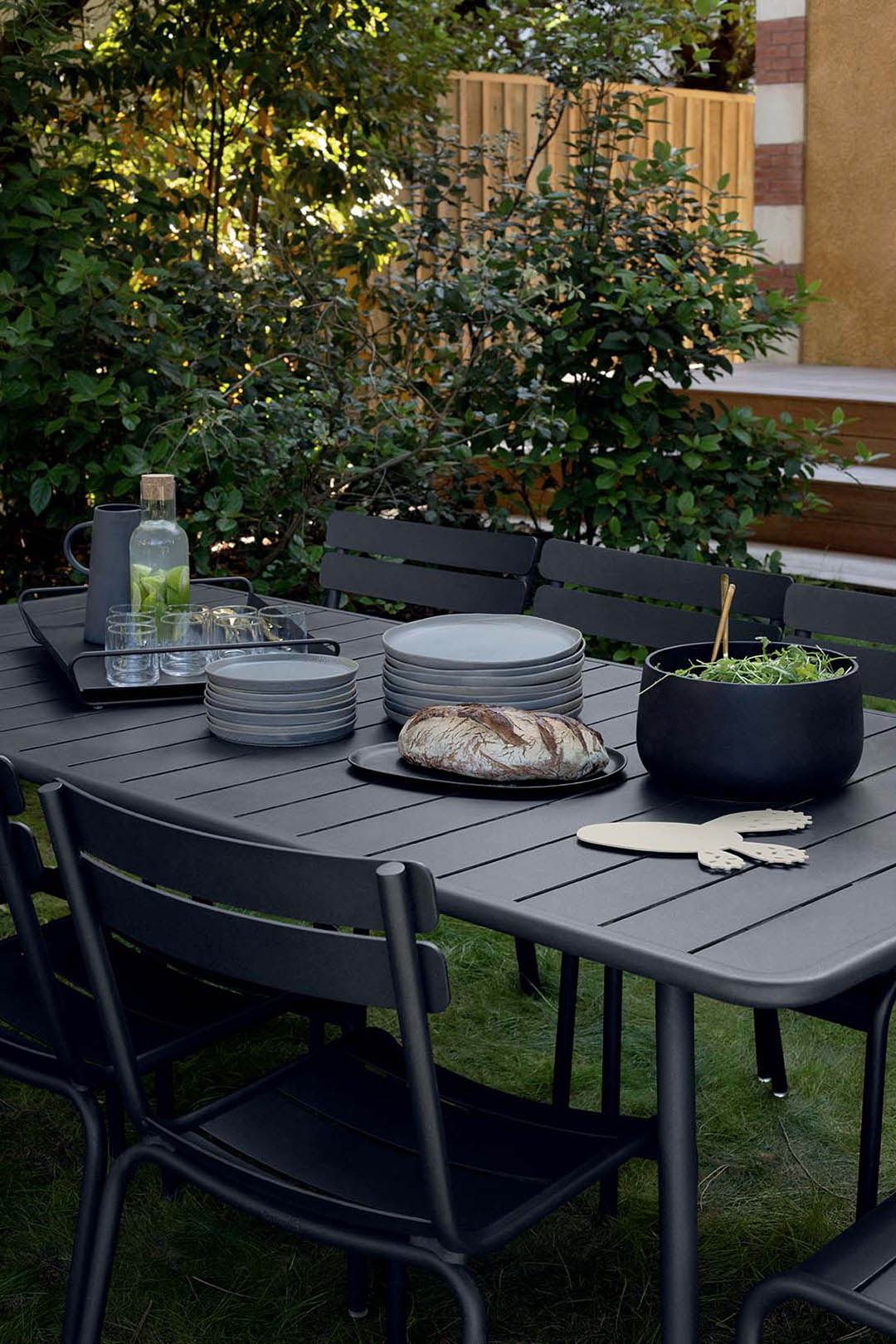 Luxembourg Table 207 x 100