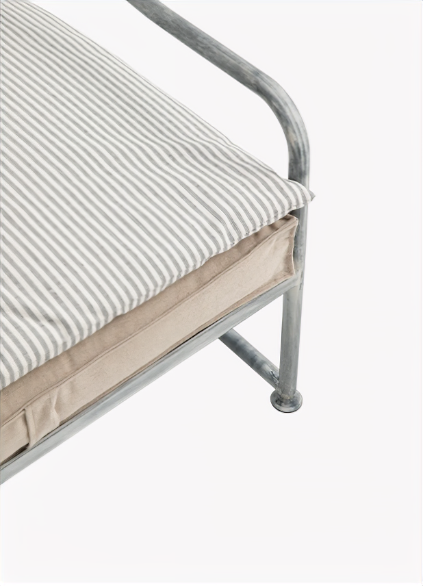 Fairweather Lounge Chair