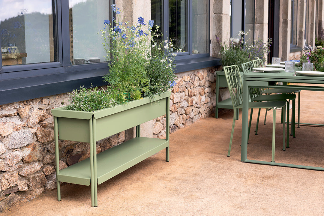 Terrazza Medium Planter