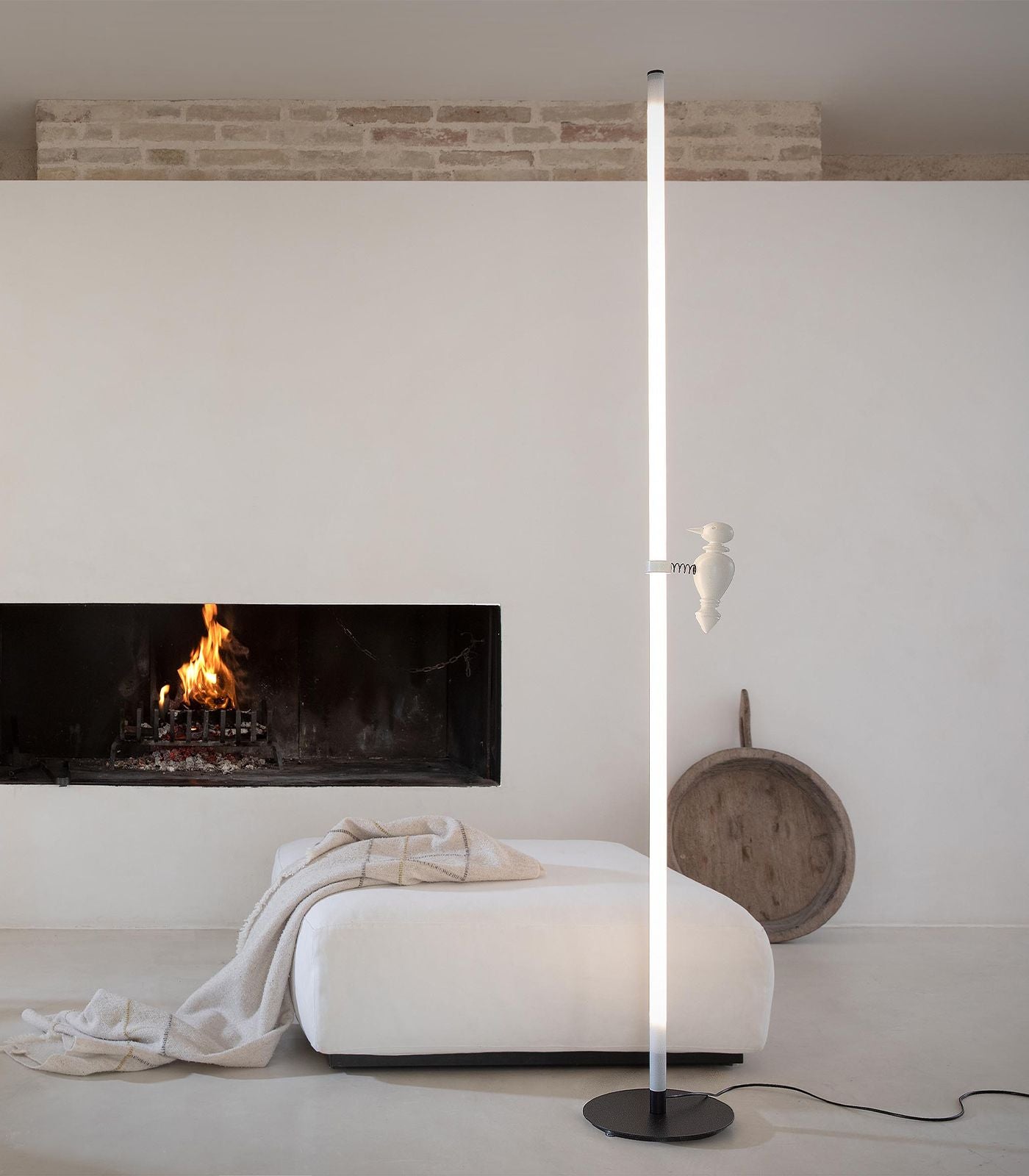 Accipicchio Floor Lamp