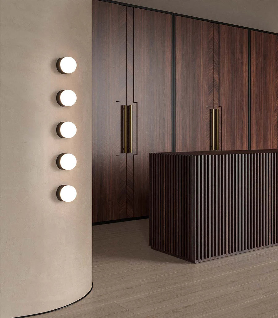 Orb Sur Wall Light