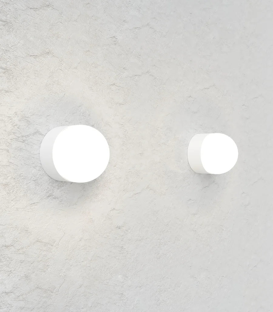 Orb Sur Wall Light