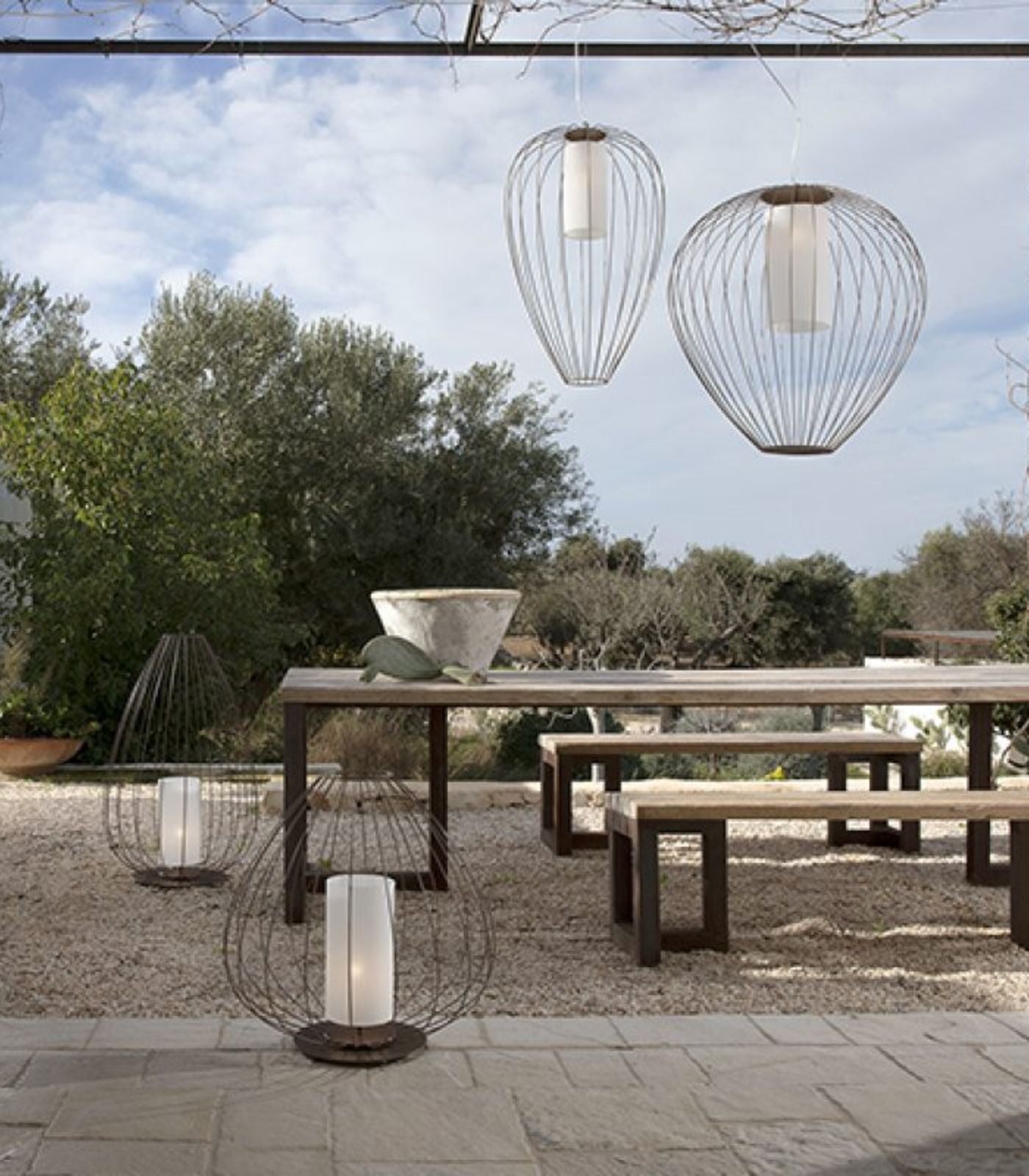 Cell Wide Outdoor Pendant Light