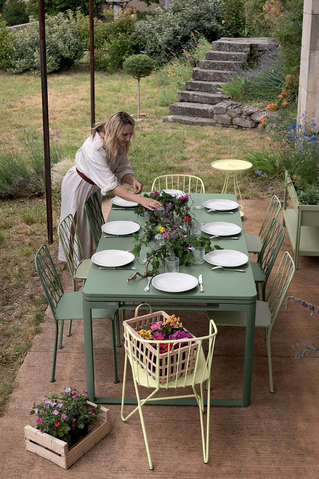 Biarritz Table with Extensions