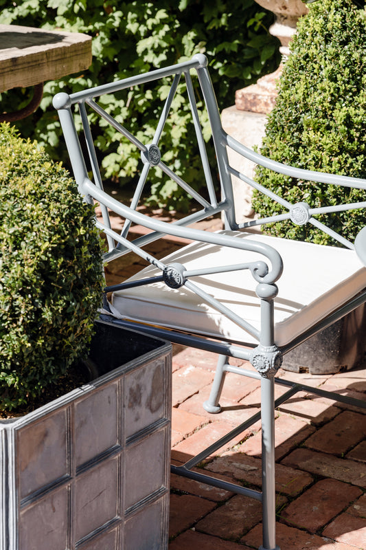 Ribbed Lead Planter