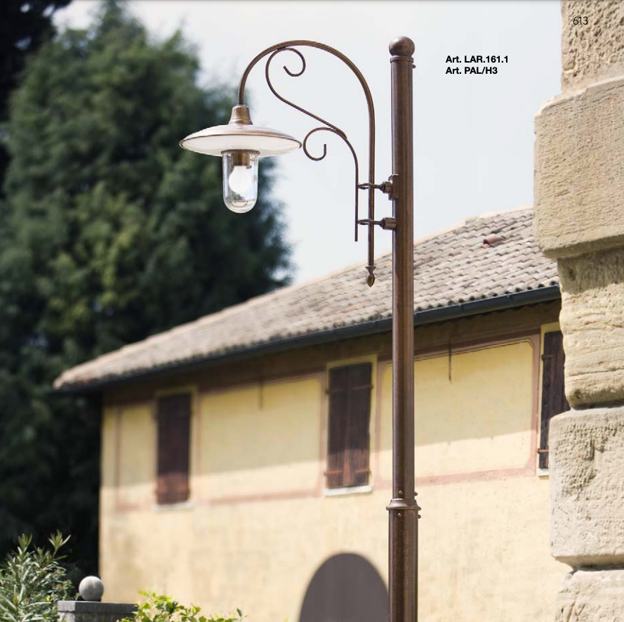 The Otello Wall Light by Aldo Bernardi