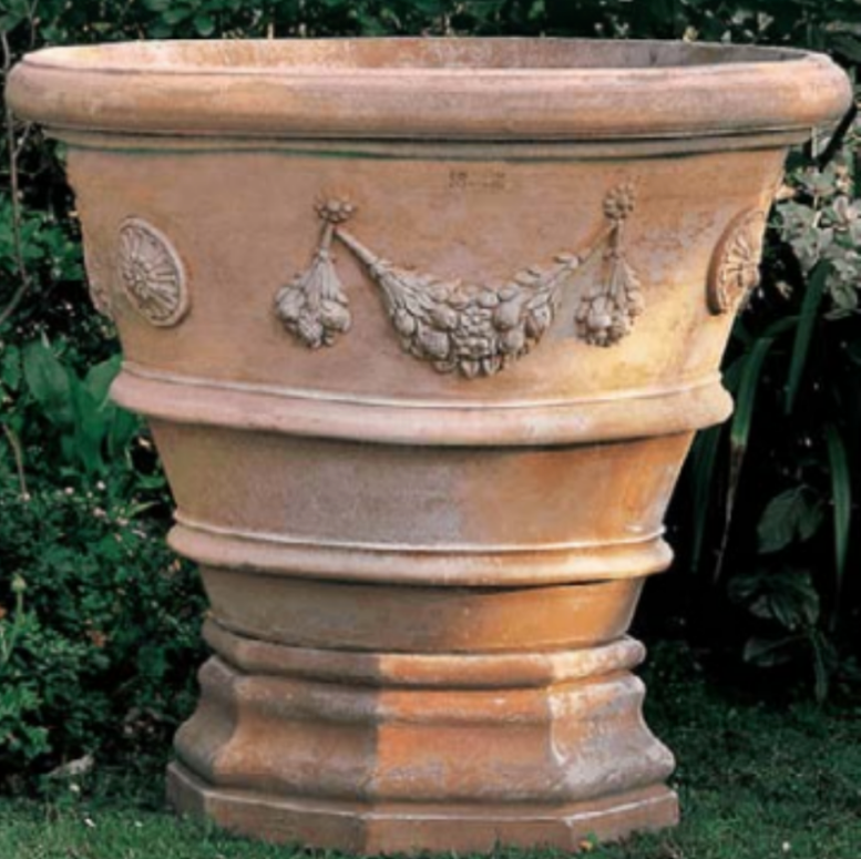 Octagonal Base for Festooned Pot