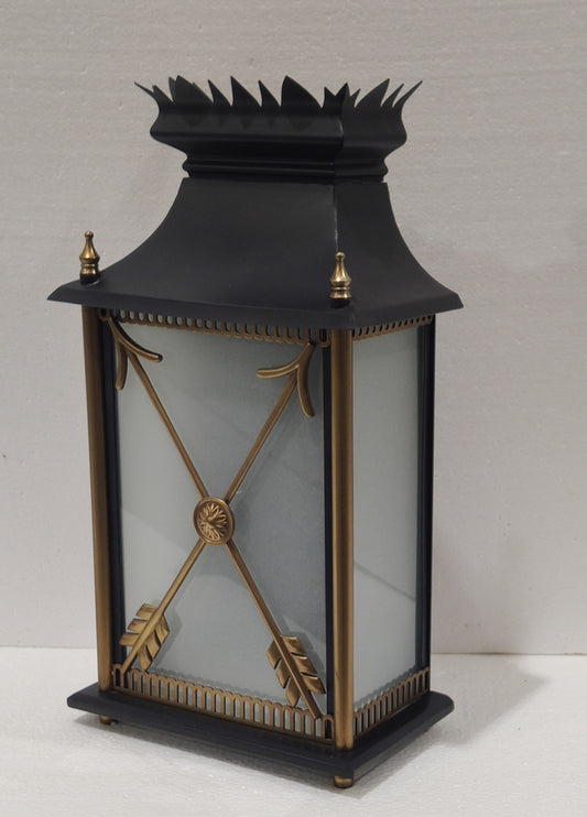 Classic Tole Wall Lantern